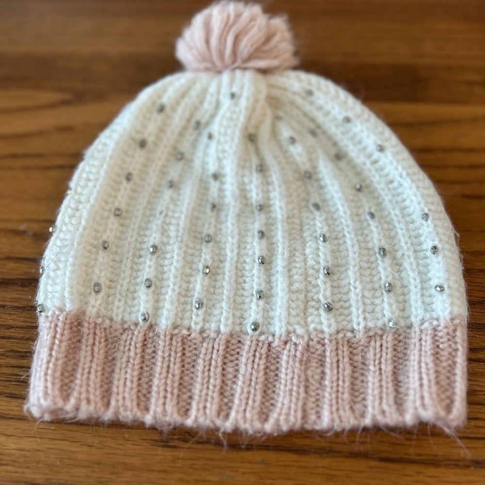 ❤️5 For $20❤️ Girls Cream & Pink Beanie w Silver Beads Pom Pom 

Size 17” Around